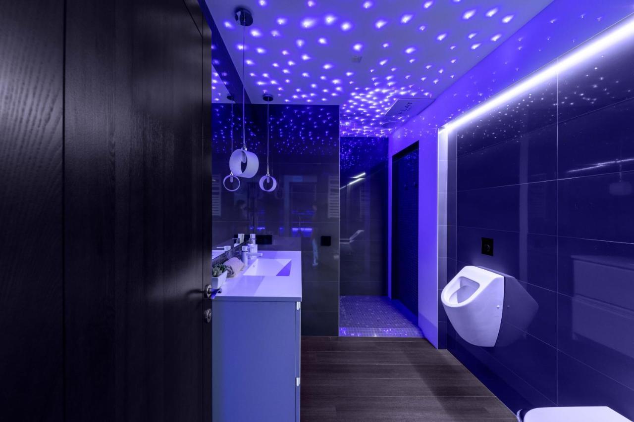 Sky Flat Jacuzzi 27 Floor Apartment Klaipeda Ngoại thất bức ảnh